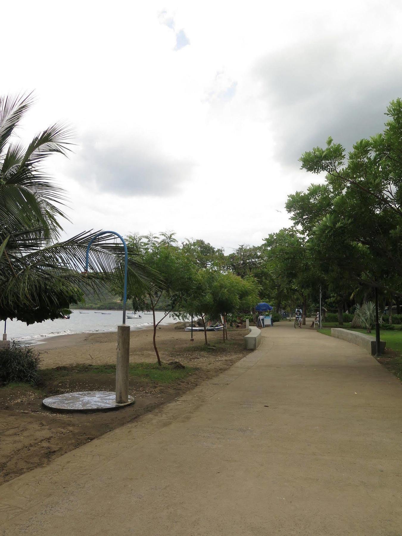 Hotel Savannah Playas del Coco Exterior foto
